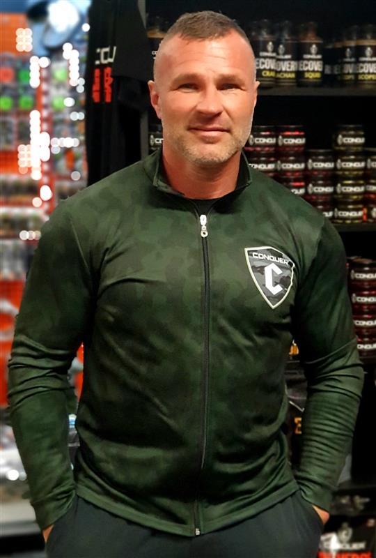 CONQUER MIKINA ZIP GREEN CAMO M